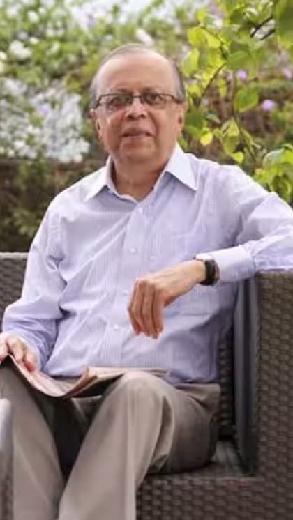 लकड़ी व्यापारी के यहां की चपरासी की नौकरी