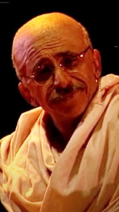 '23 मार्च 1931 : शहीद' में बॉबी देओल भगत सिंह के रोल में दिखे।