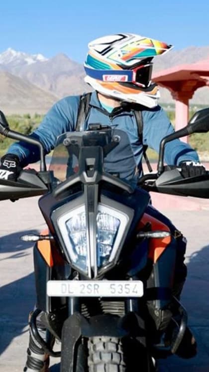 राहुल गांधी ने लद्दाख यात्रा की तस्वीरें सोशल मीडिया पर साझा किया।