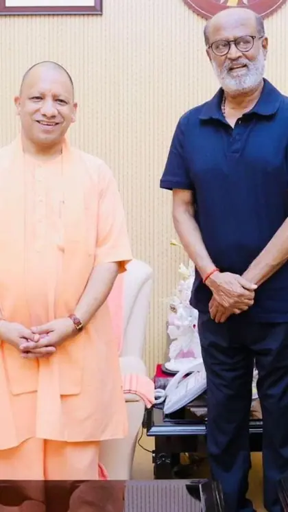 अपनी फिल्म 'जेलर' की स्क्रीनिंग के लिए शुक्रवार रात लखनऊ पहुंचे थे.