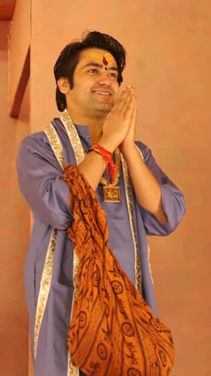 किस घर को छोड़कर जाती हैं देवी लक्ष्मी? जानें बागेश्वर बाबा से