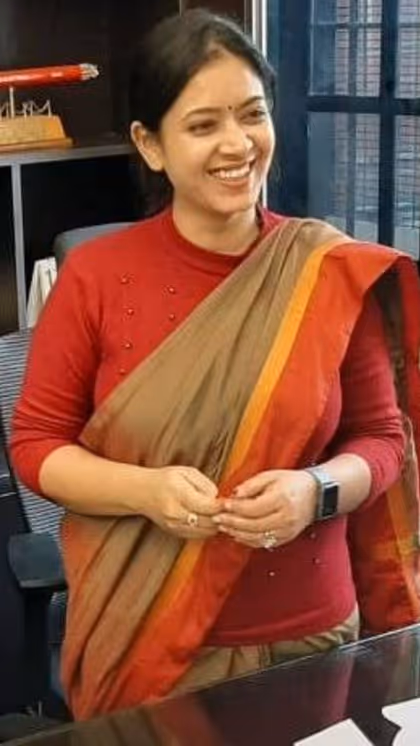 मेरठ के सुभारती मेडिकल कॉलेज से तनु जैन ने किया BDS