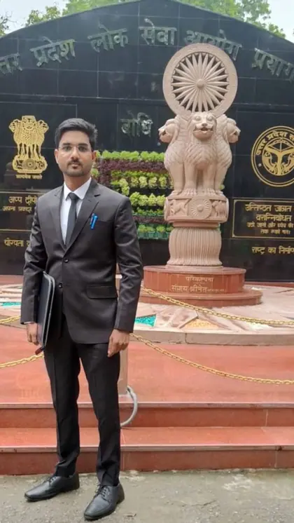 गरीब घर के बेटे अहद अहमद ने  क्रैक किया  UPPCS -J