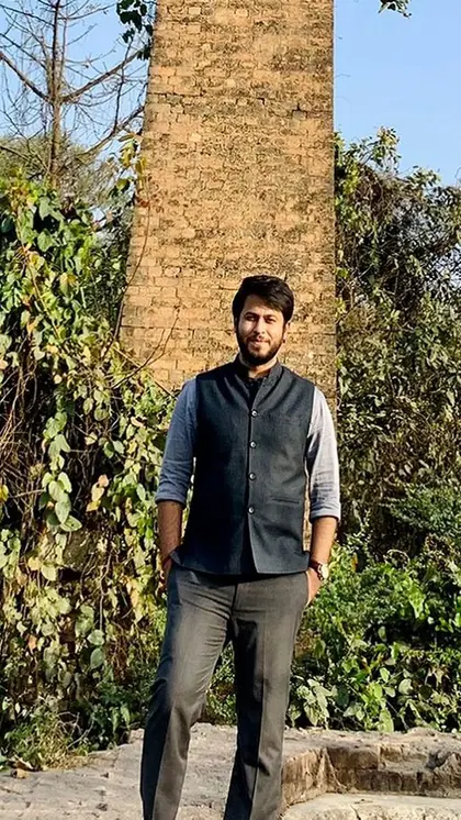 फिर बदला पढ़ाई का माध्यम