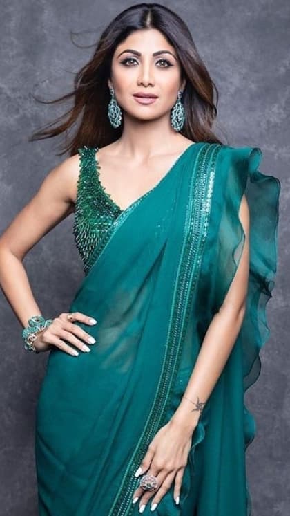 Hartalika Teej पर पहने Shilpa Shetty स्टाइल साड़ी - हस्बैंड कहेंगे Wow