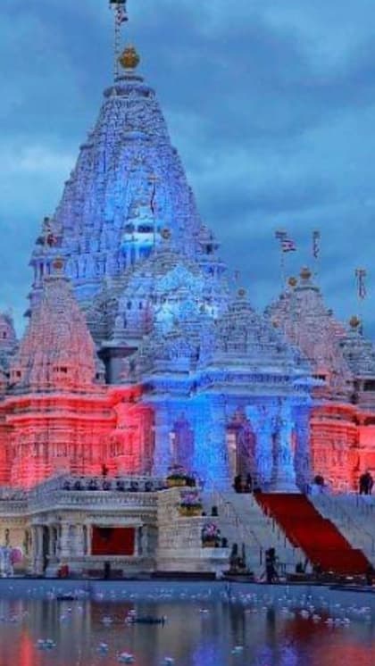29 देशों से मंगाए गए पत्थर