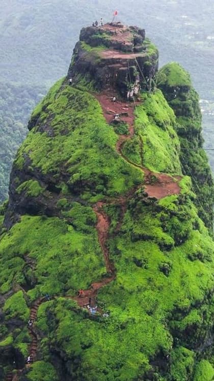 ये है भारत का सबसे खतरनाक किला, सूरज डूबने से पहले नहीं लौटे तो...