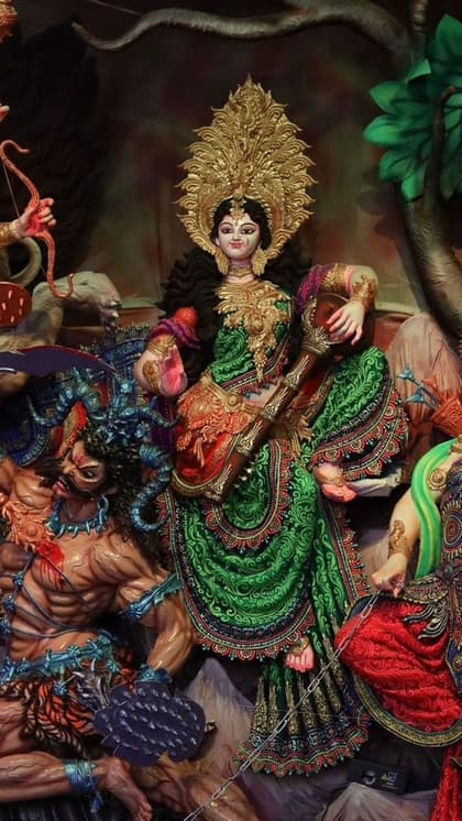 पल्ली दुर्गा पूजा पंडाल