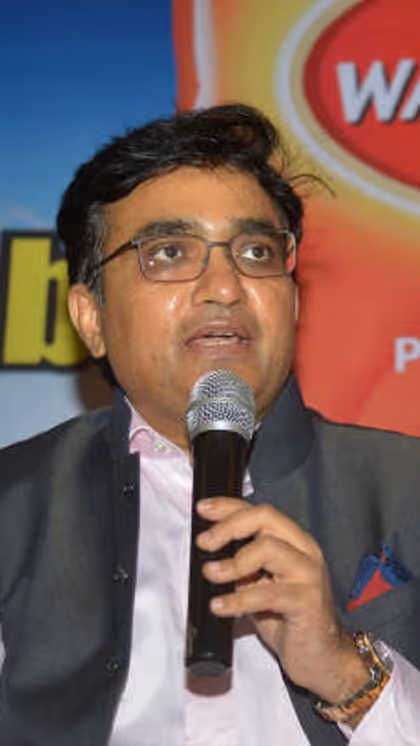 कौन थे पराग देसाई?