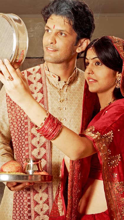 karwa chauth पर नहीं साड़ी तो ऐसे करें जुगाड़