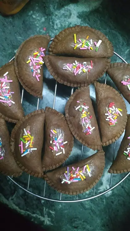चॉकलेट गुजिया की सामग्री