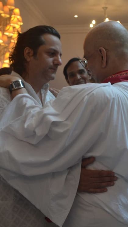 फरदीन खान के परिवार से घरेलू संबंध थे
