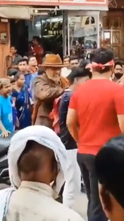 नाना पाटेकर ने फैन को जड़ा थप्पड़