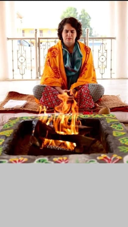 सांगवाड़ा के गायत्री पीठ में किया हवन-पूजन