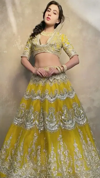 जरी वर्क लहंगा