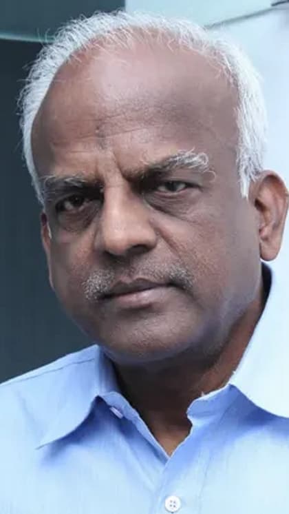 लकड़ी डिपो में करते थे नौकरी
