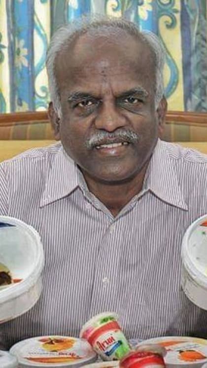 कभी 65 रुपये सैलरी, अब  25,527 Cr का कारोबार