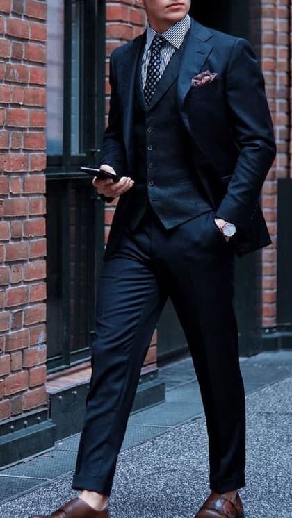 A College Dropout Who Became a Billionaire at 23