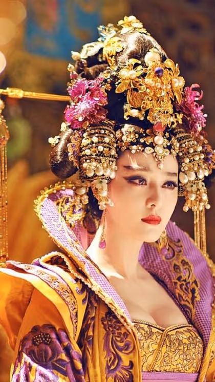 China’s Wealthiest and Most Beautiful Empress in History