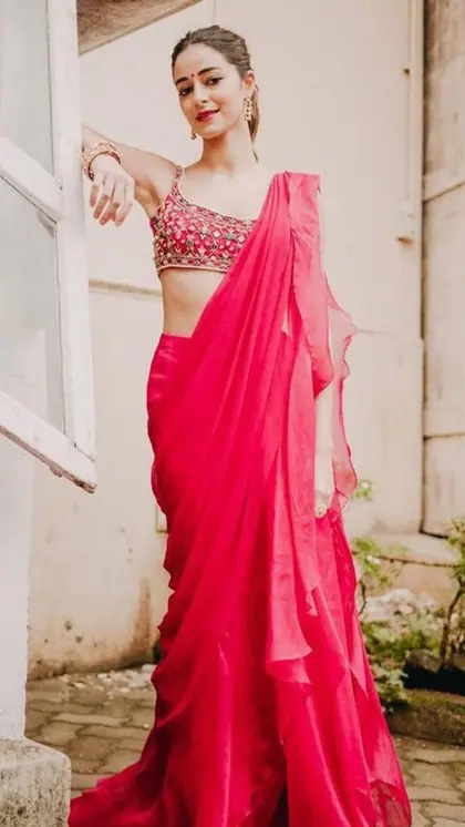 लेयर साड़ी
