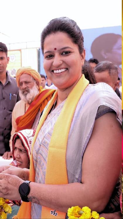 राजस्थान के झुंझुनू जिले में सरपंच हैं नीरू यादव