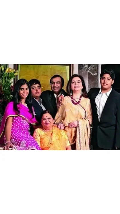 शादी के 7 साल बाद मां बनी नीता अंबानी