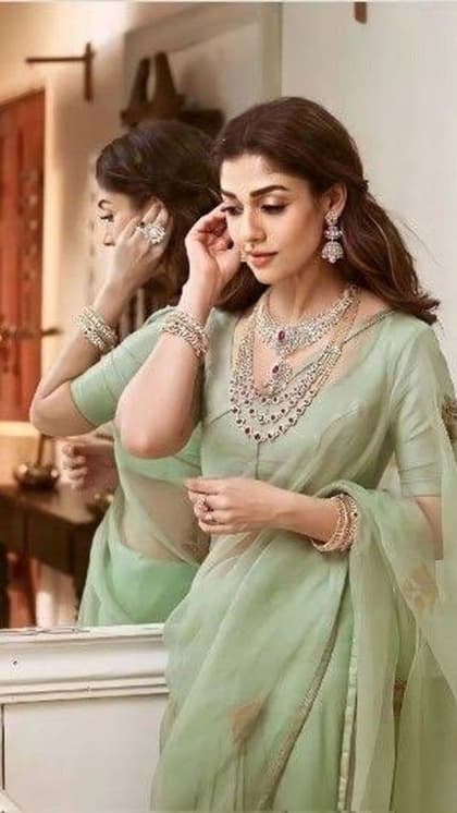 UAE में तेल कंपनी,50 करोड़ का प्राइवेट जेट,लैविश लाइफ जीती हैं नयनतारा