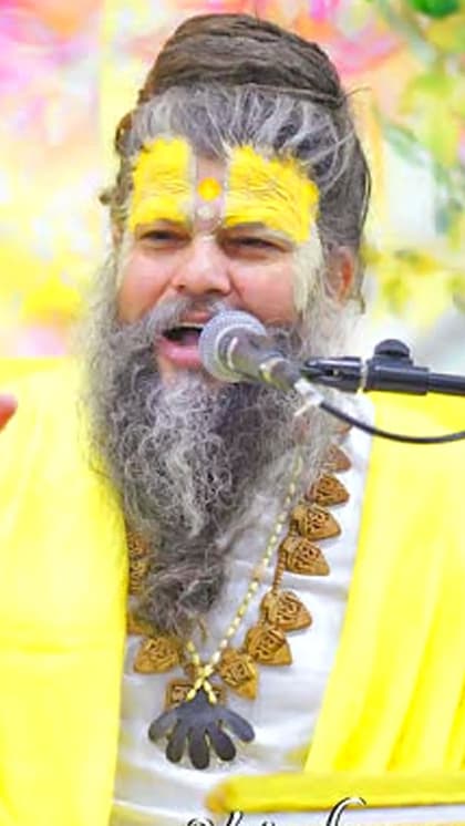 प्रेमानंद महाराज: क्या चंदा मांगकर धार्मिक आयोजन कर सकते हैं?