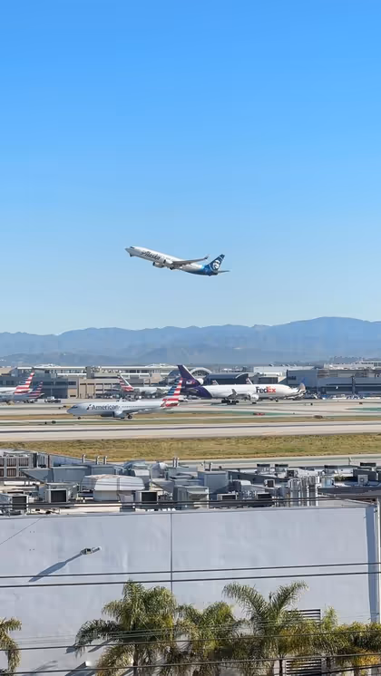airplane को सफेद रंग में रंगने की ये हैं वजहें
