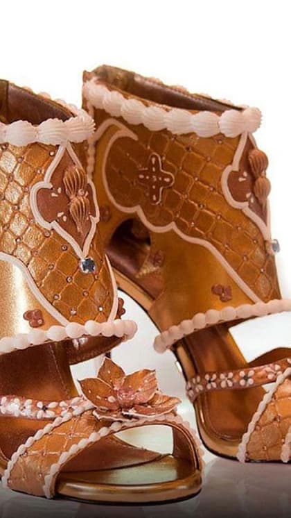 2 debbie wingham high heels price