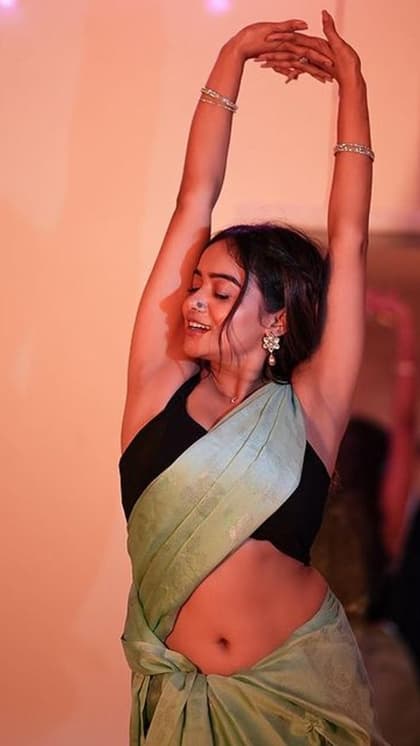 Manisha Rani की सस्ती साड़ी में लगेंगी पटोला,आज ही खरीदें मार्केट से