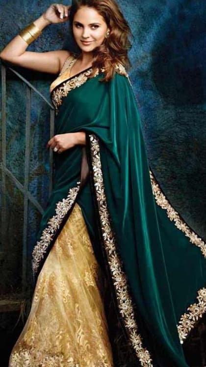 ग्रीन सिल्क साड़ी (Lehenga Saree)