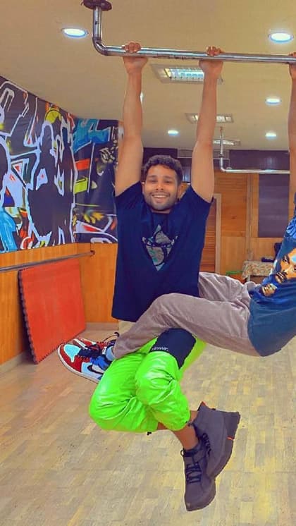 सिद्धांत चतुर्वेदी की एक्सरसाइज में शामिल हैं ये