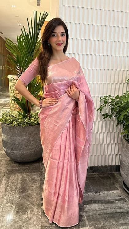 बनारसी साड़ी (Banarsi Saree)
