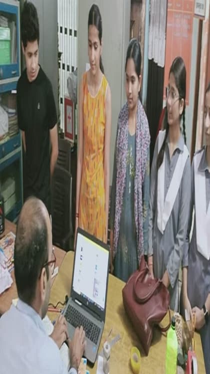 टॉपर प्रियांशी रावत की क्या है प्लानिंग?