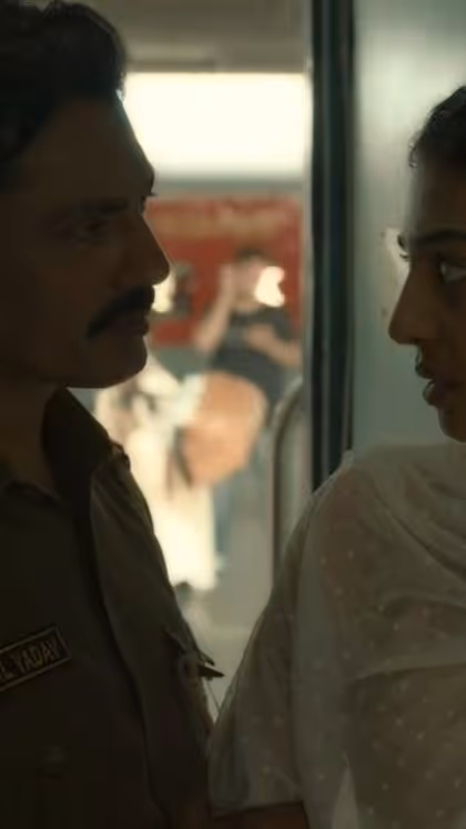 Raat Akeli Hai (2020)