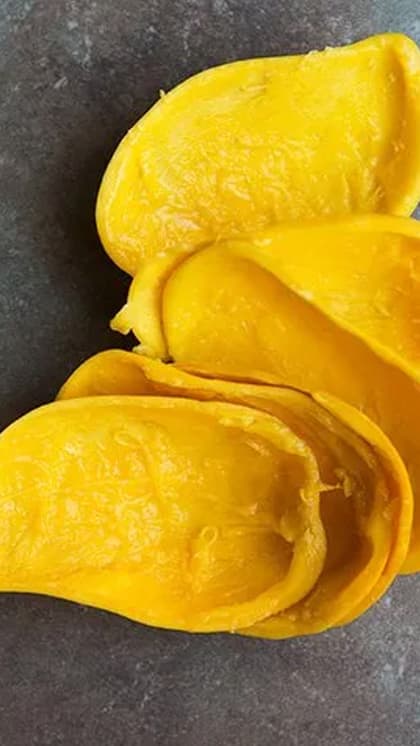 Don’t throw away mango peels, here’s how you can use them