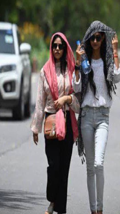 दिल्लीवासी भी हुए गर्मी से परेशान