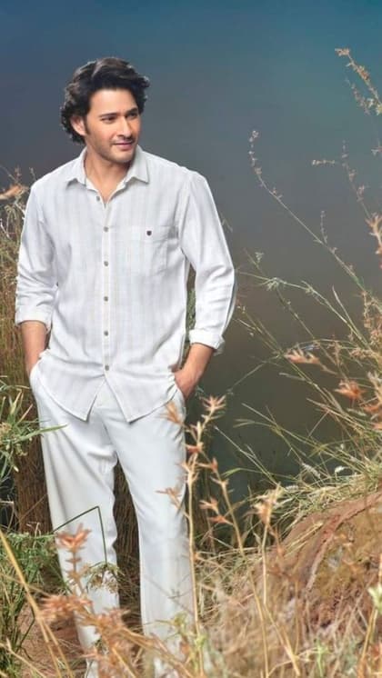 1000 करोड़ की मूवी , 100 करोड़ फीस , प्राइवेट जेट से घूमते हैं महेश बाबू