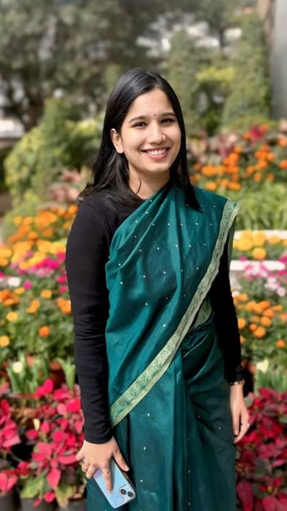 IAS बनने का ऐसा जुनून, जॉब-MBA पढ़ाई छोड़ी,  घर से तैयारी कर बनीं अफसर