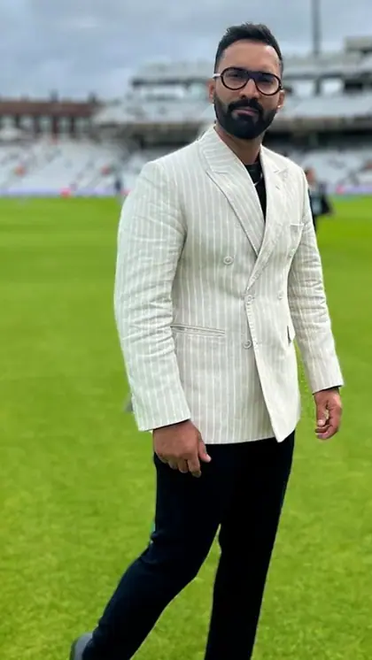Dinesh Karthik