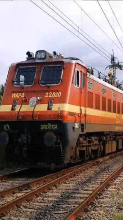 निकल जाएगी ट्रेन की TTE की हेकड़ी,बदसलूकी करने पर यहां दर्ज करे शिकायत