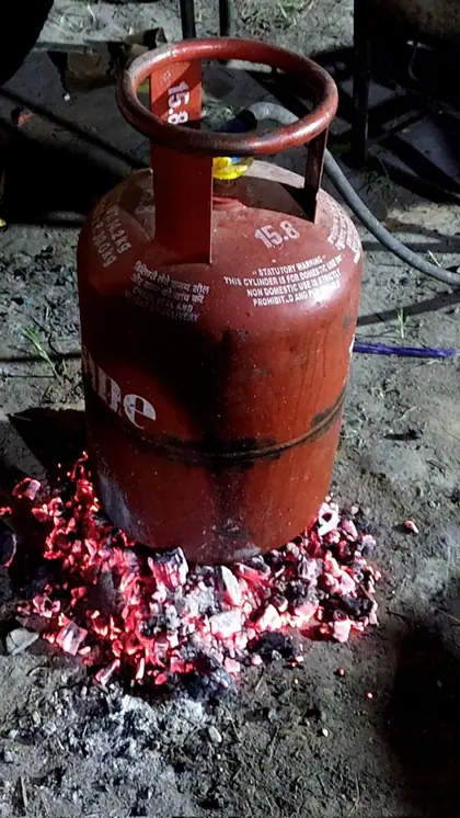 कई बार LPG सिलेंडर ब्लास्ट से हो जाते हैं बड़े हादसे