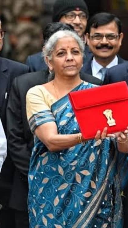 1) वित्त मंत्री निर्मला सीतारण ने पेश किया बजट