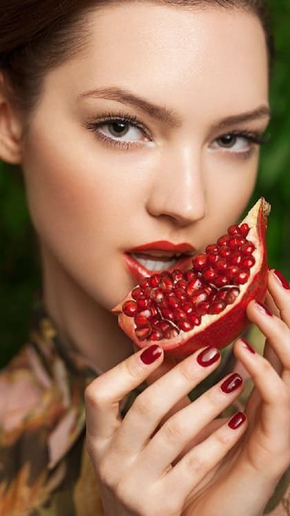 7 anti-ageing foods you must include in your diet