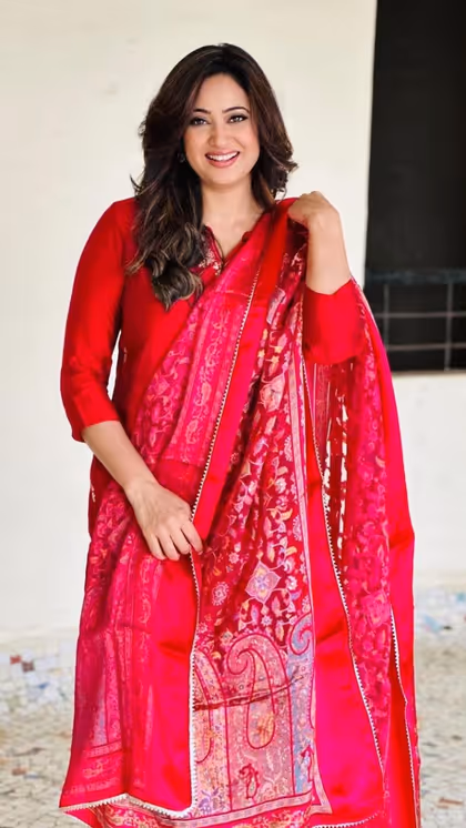 फटी रह जाएंगी ननद की आंखे,हरियाली तीज पर पहनें Shweta Tiwari से सूट
