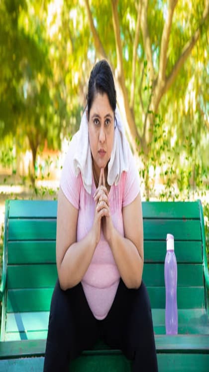1. लंबे समय तक बैठे रहना