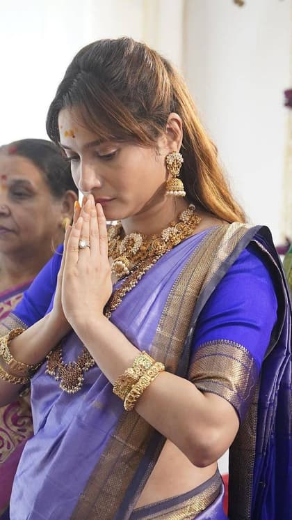 अनन्त चतुर्दशी में लगेंगी गृहलक्ष्मी, चुनें Ankita से 8 डिजाइनर BLOUSE