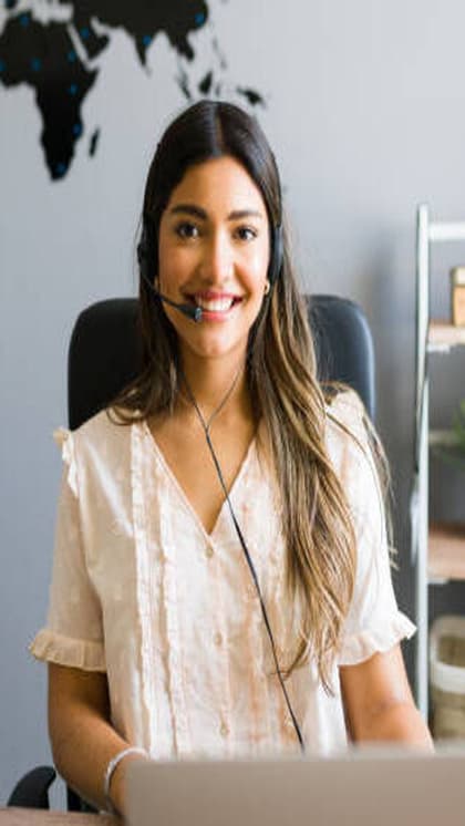 How to Get a Job Abroad: 5 Easy Strategies