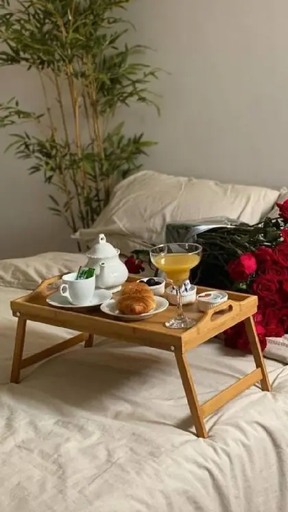 Why you shouldn't eat in bed